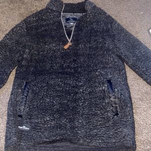 Simply southern pullover Sherpa, medium